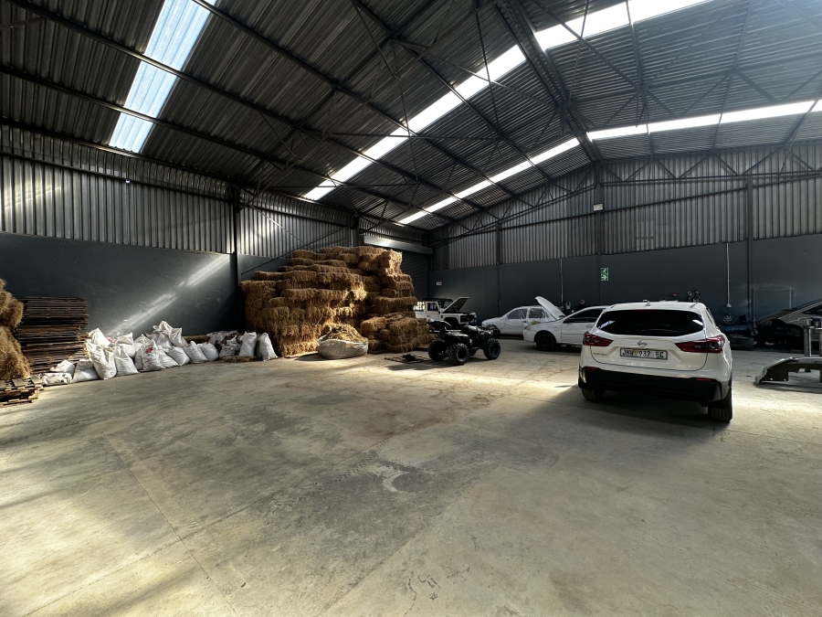 To Let Commercial Property for Rent in Wilsonia Eastern Cape
